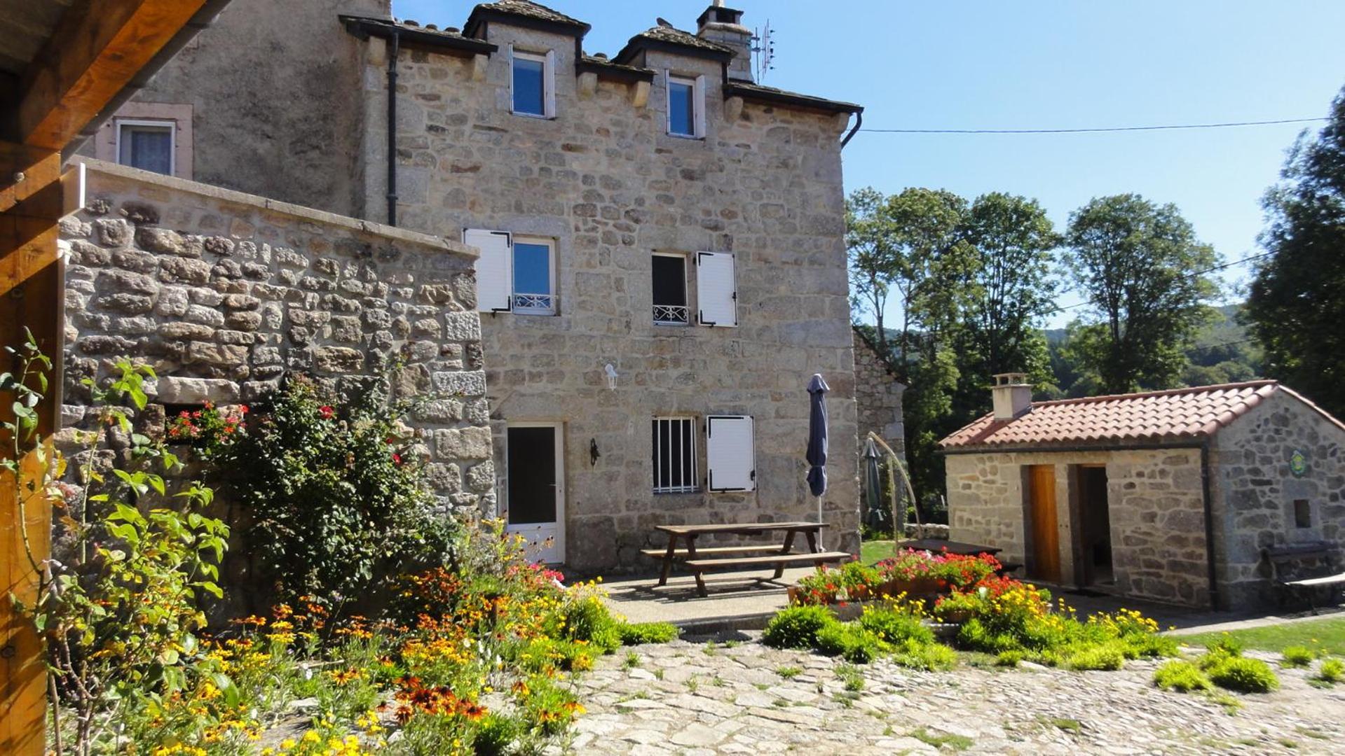 Gite Les Ducs Mialanes Kültér fotó